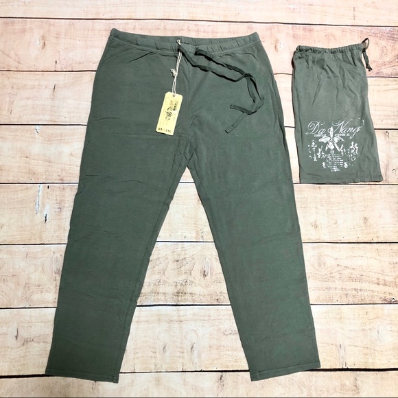 Da-Nang Pants - Da-Nang Yoga Capri Leggings Stone Grey Knee Length